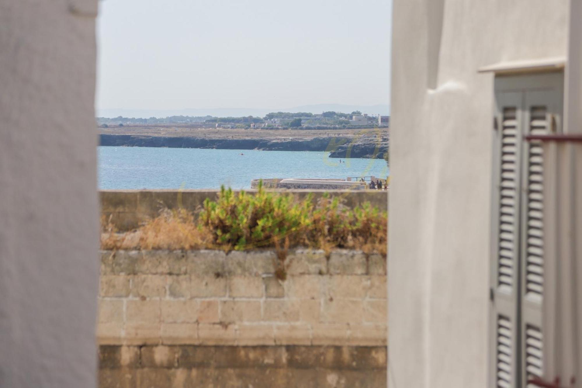 Td Casa Marea Seaside View In Prime Location Villa Monopoli Bagian luar foto